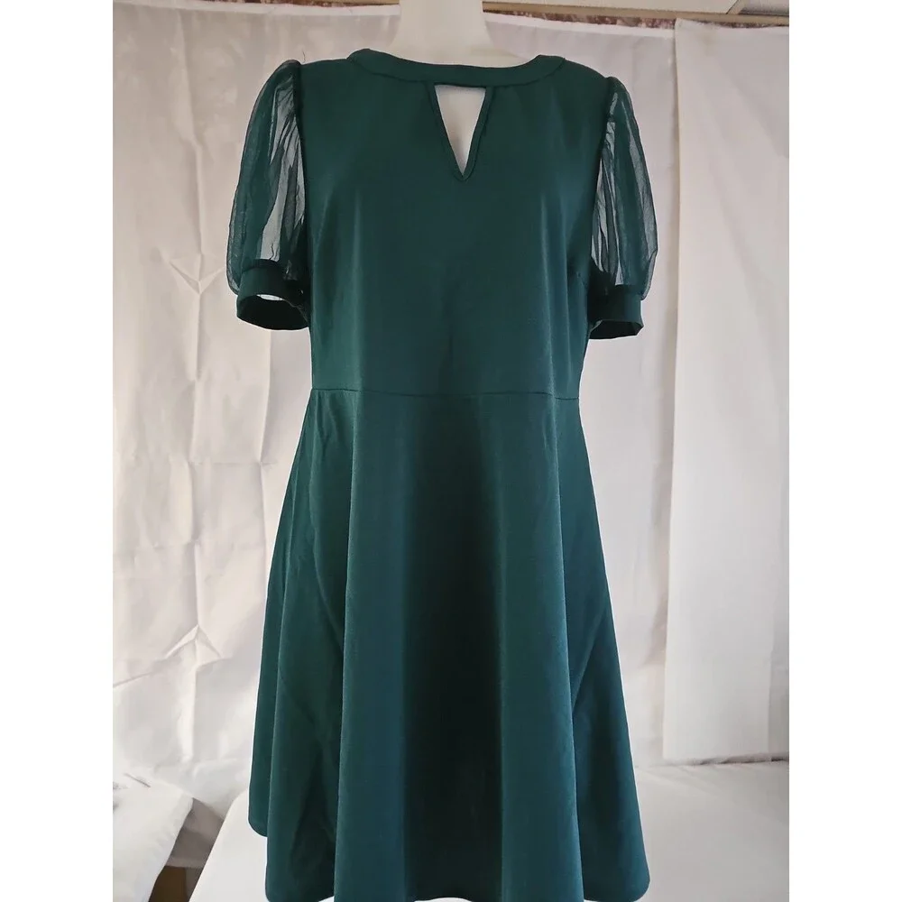 NWT Emery Rose Dark Green Puff Sleeve Dress 1XL